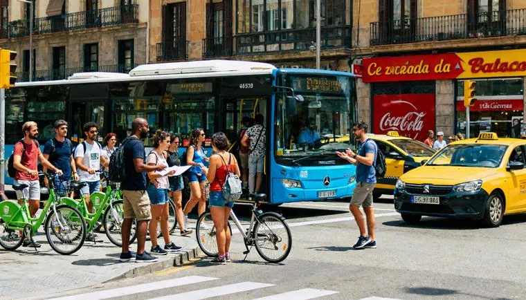 Как выжить в транспортных джунглях: испанский словарь для туриста